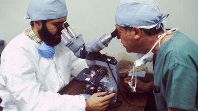 5 things pathologists want other doctors to know 10 1742 people technology professional