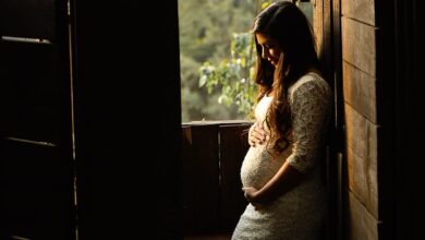 When Pregnant Moms Are Distressed, Fetal Brains May Suffer 4 Increases in trait anxiety scores were associated with reductions in left hemisphere fetal brain volume
